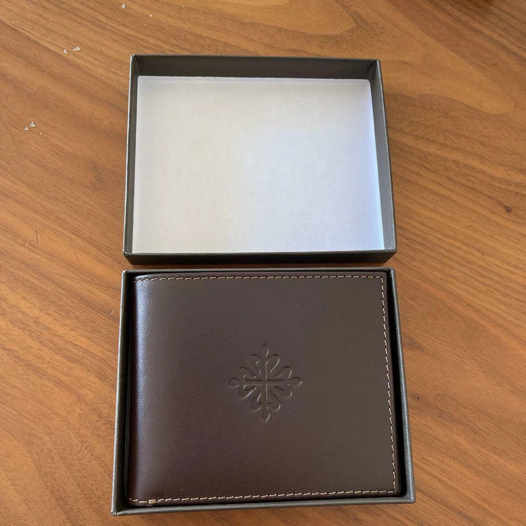 Patek Philippe - Authenticated Wallet - Leather Brown Plain for Women, Never Worn