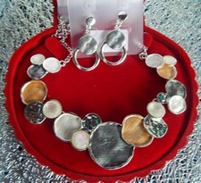 Schmuckset Emailie COLLIER Halskette Ohrstecker Retro*weiss/grau/silbern/beige