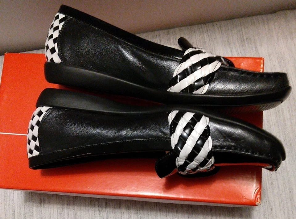 Bellini Bailey 乐福鞋黑色/白色扣懒人鞋女式 6 码 — 第 3/4 张图片