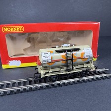 Hornby R6207B Esso Tank Wagon 14T 1636 - OO - New & Boxed