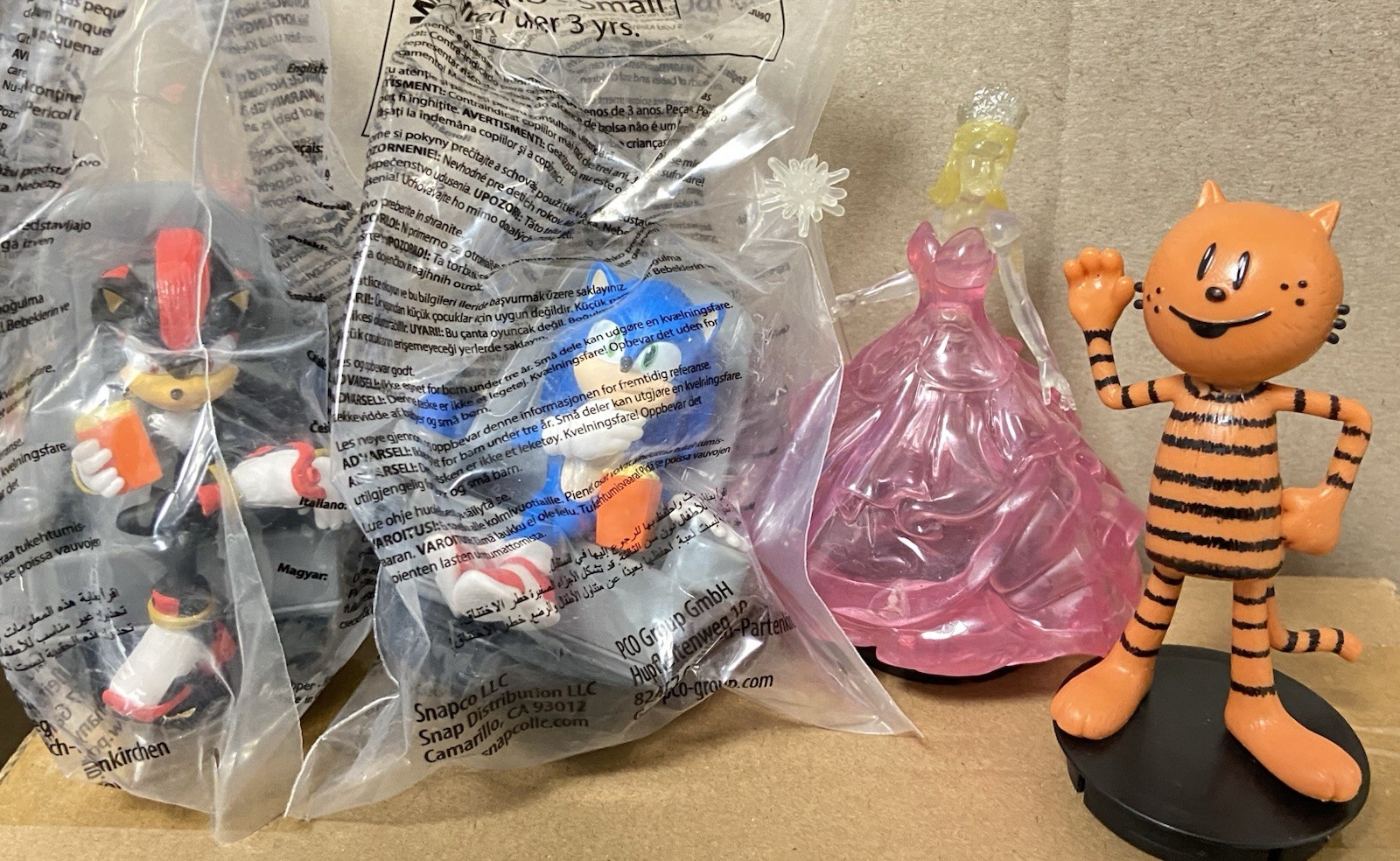 YOU PICK Movie Theater Cup Topper Figure - Sonic & Shadow / Wicked / Dog Man