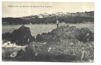83 HYERES GIENS LES ROCHERS DE MADAME ET LA VIGNETTE