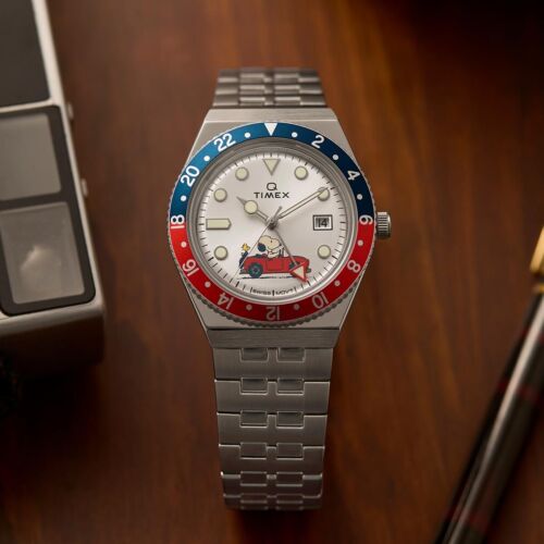 Q Timex GMT Peanuts Snoopy Woodstock Stainless Steel Limited Watch TW2W83300 - Picture 4 of 7
