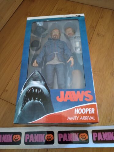 NECA Jaws Retro Clothed 8" Matt Hooper Amity Arrival Action Figure