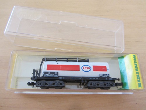 Minitrix N 13552 Güterwagen Kesselwagen Esso der DB | Condition: Gebraucht