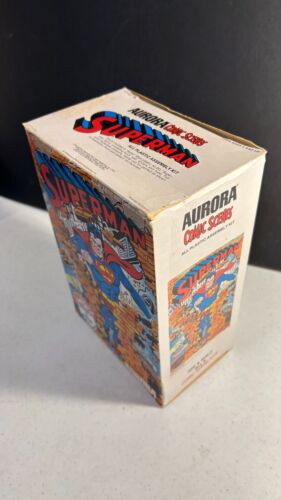 1974 Aurora Superman Comic Scenes Model Kit # 185 Vintage - Picture 3 of 9