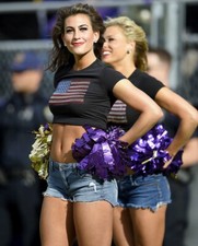 BEAUTIFUL BALTIMORE RAVENS CHEERLEADERS 5X7 Photo
