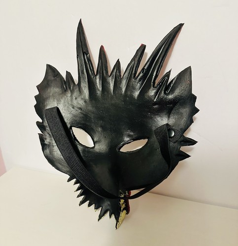 Animal Dragon Halloween Cosplay Costume Red And Black Mask - Picture 2 of 3