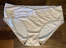 NWOT Warner s No Pinching No Problems Hipster Microfiber Panties L/7 Poly Blend