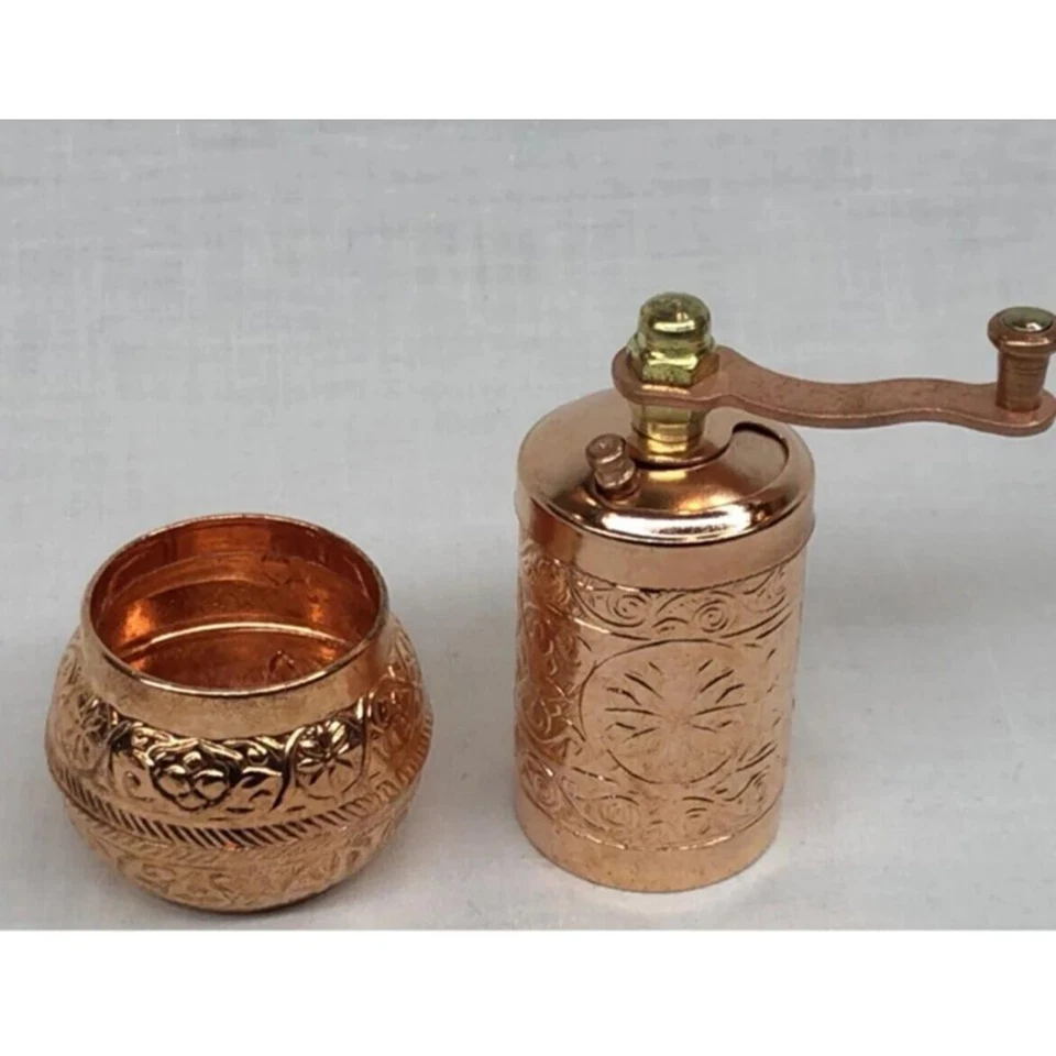 2 PIEZAS Auténtico Molinillo de Especias Turco Cobre Pimienta Pequeño Molino Color DORADO BRILLANTE Foto 3 de 4