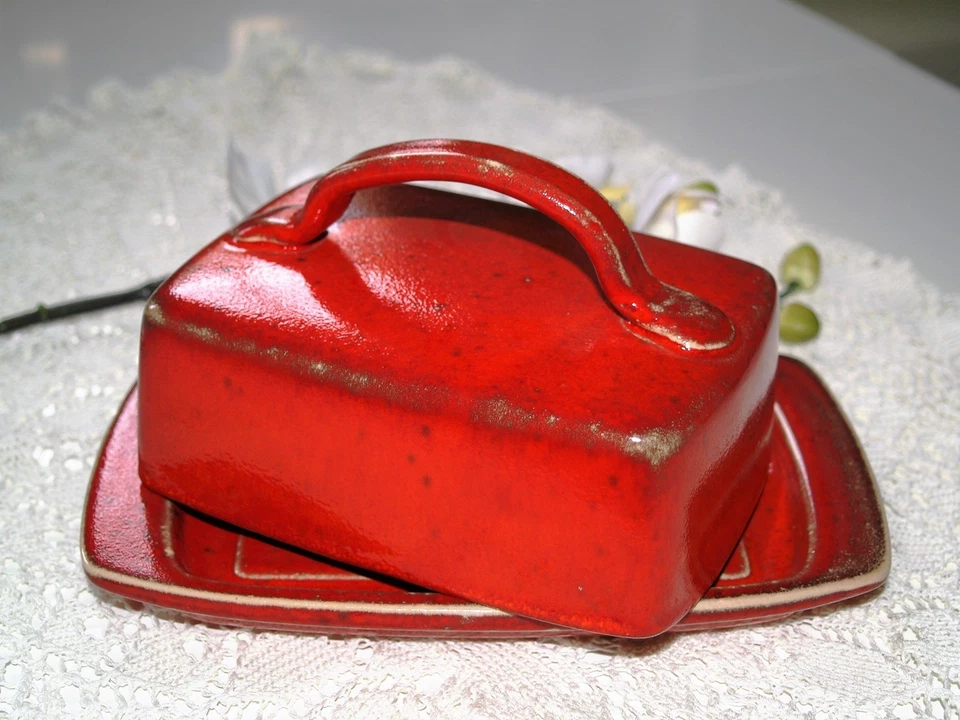 Butterdose getöpfert rote Keramik Butterglocke Handarbeit Töpferei Geschenk - Bild 1 von 4
