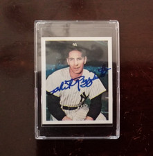 1982 G.S. GALLERY PHIL RIZZUTO Autograph card (NO C.O.A.)