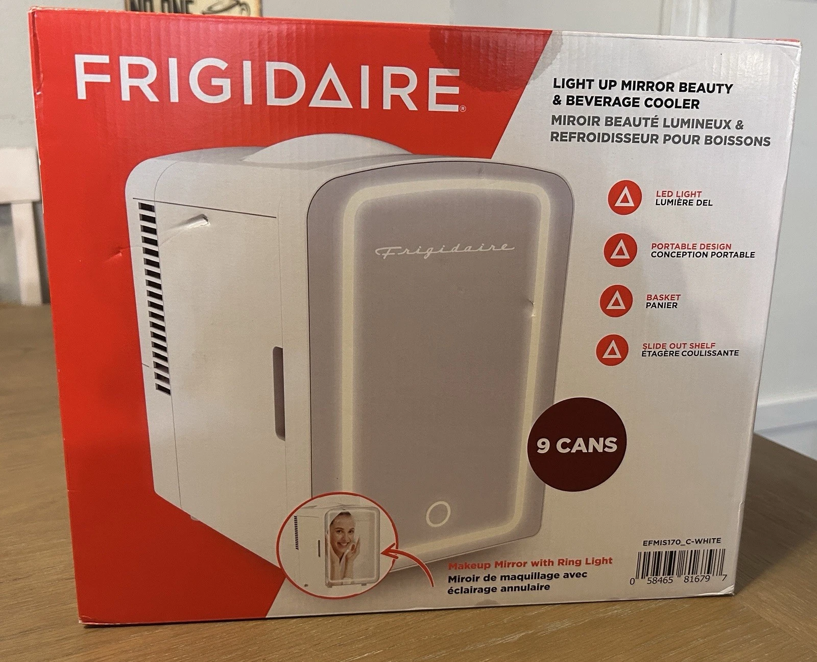 Frigidaire EFMIS170 Light Up Mirror Beauty Beverage Cooler 9 Can White New Other