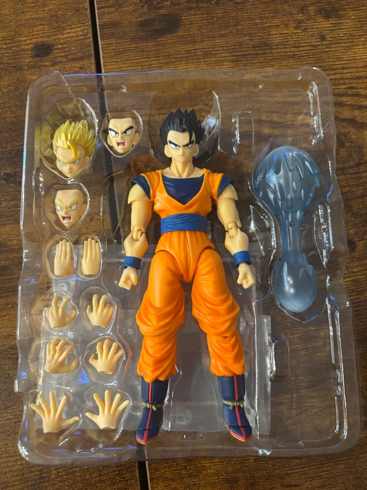 SHF Ultimate Gohan (Event Exclusive Color Edition) - Image 3 of 4