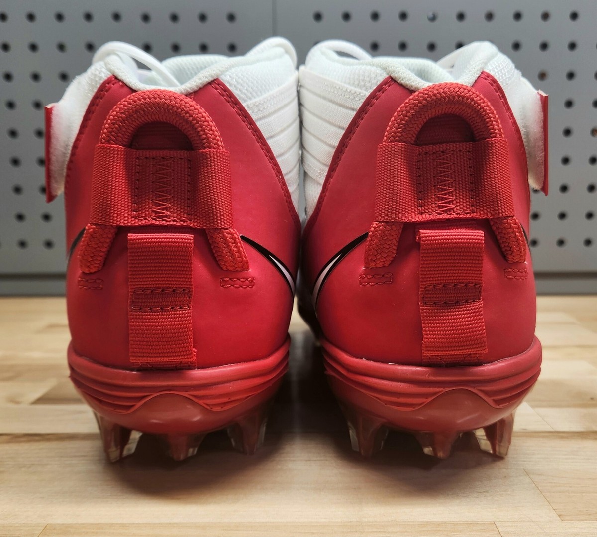 Nike Force Savage Pro 2 Mid Football Cleats White Red Men\'s Size 13 BV3969-104 Nike Force Savage Pro 2 Football Cleats White | Mercari main image 2
