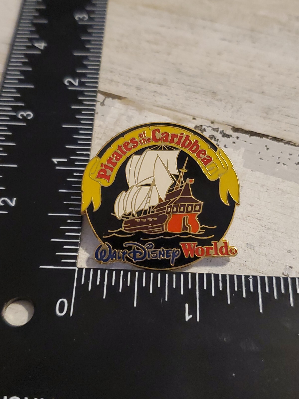 Disney Walt Disney World "PIRATES OF THE CARIBBEAN" Logo Pin MY