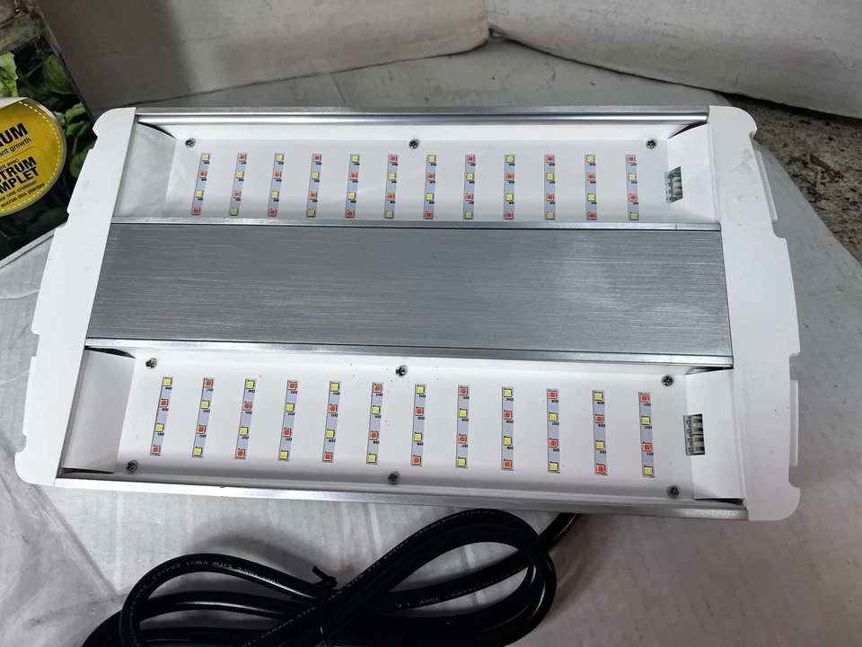 Feit Electric 14" 86W Full Spectrum LED Grow Light GLP14FS/HB/86W/LED - Image 2 of 4