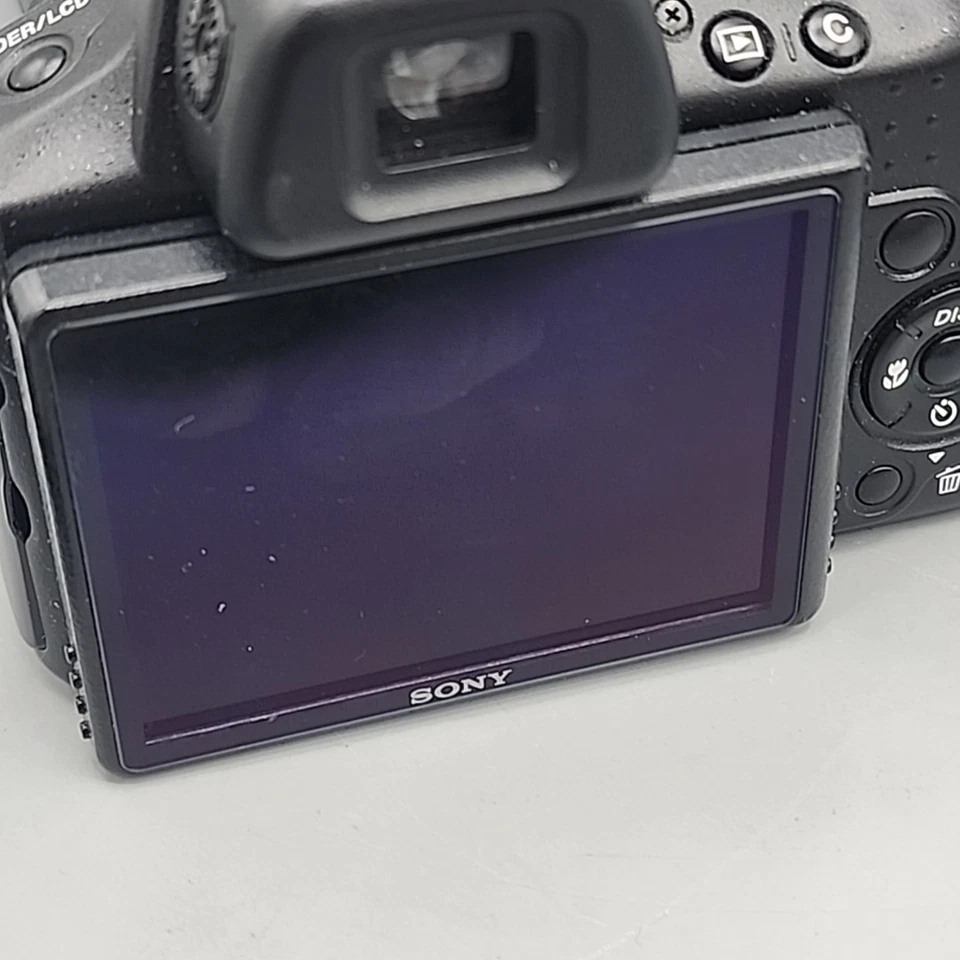 Sony Cyber-shot DSC-HX1 Digital Camera - 9.1MP 20x Optical Zoom & Charger READ - Image 4 of 4