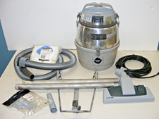 Nilfisk GM 80 Canister Vacuum Cleaner GMPJ115