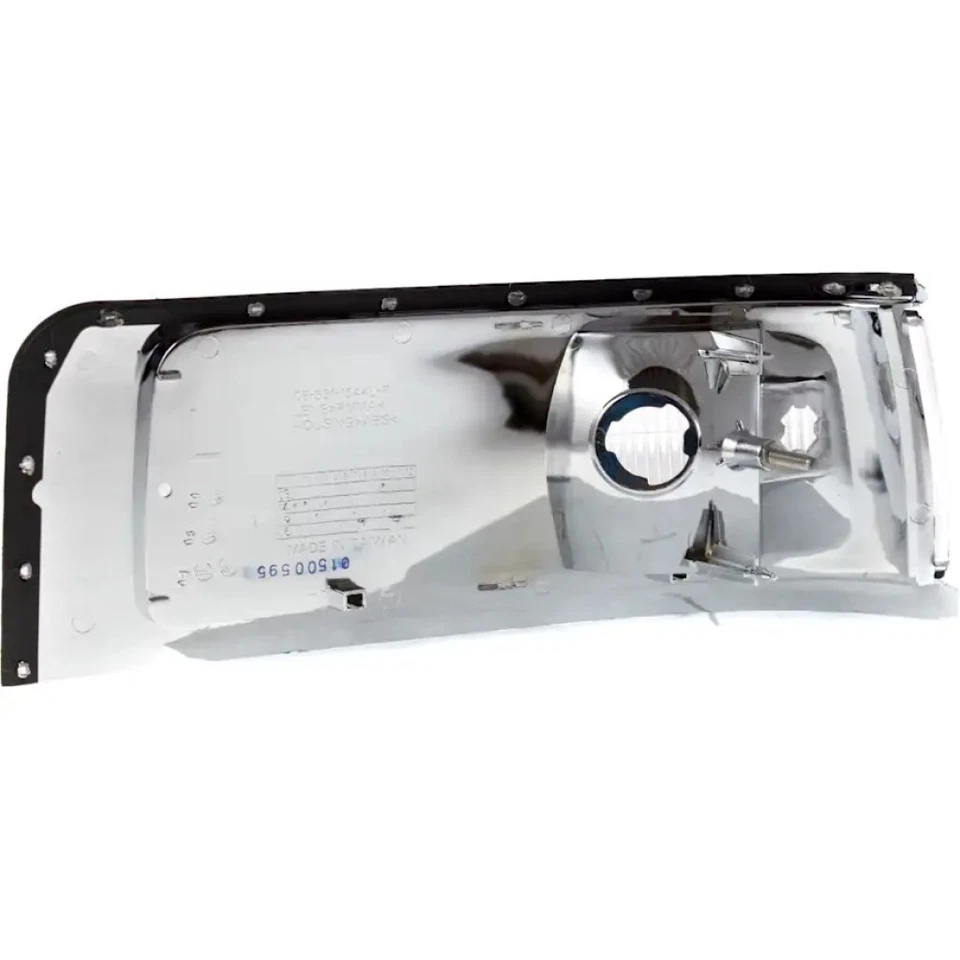 Пара габаритных огней для водителя и пассажира Lincoln Town CAR 1995-1997 годов выпуска - Изображение 2 из 4