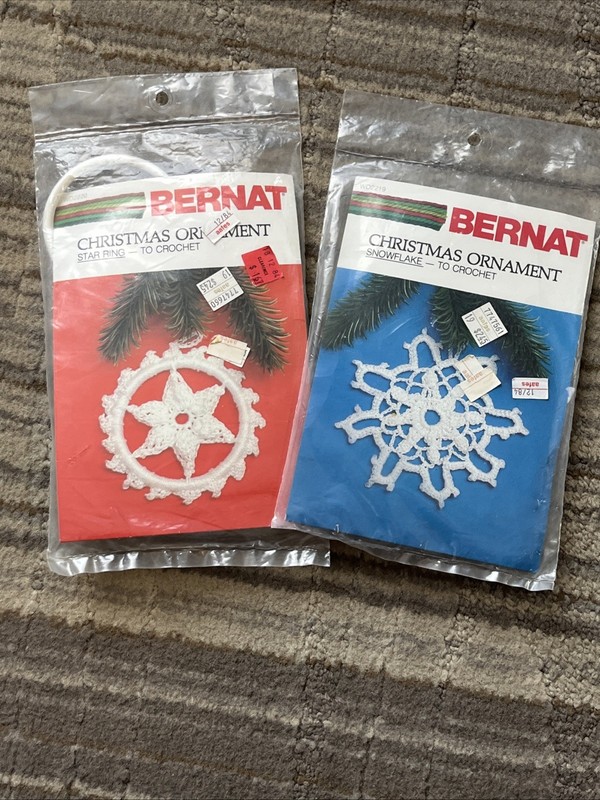2 Bernat Christmas Ornament Kits Snowflake to Crochet 1984