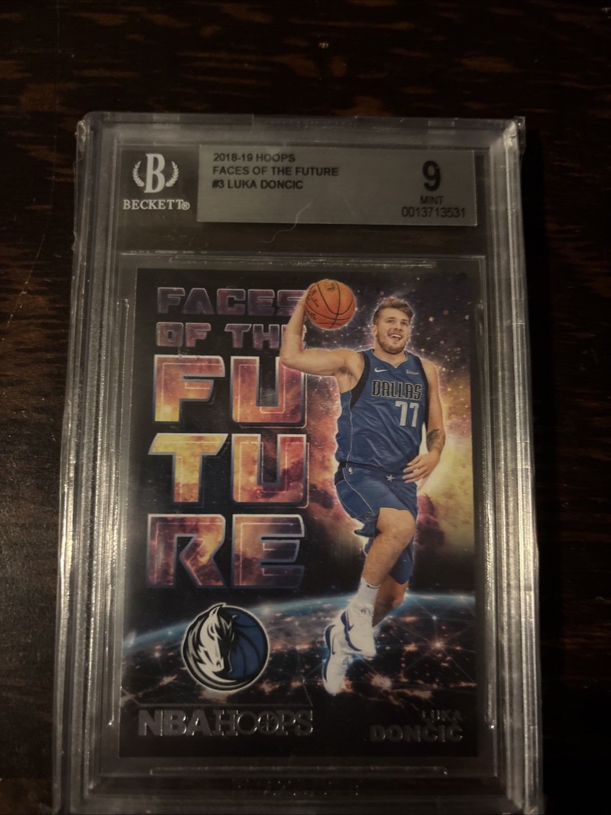2018 Luka Doncic HOOPS Rookie Card BGS 9