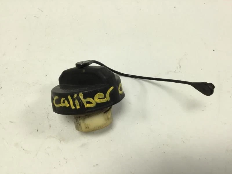 Dodge Caliber 2007 2008 2009 2010 2011 2012 cubierta de tapa de tanque de llenado de aceite OEM Foto 2 de 4