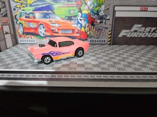 Vintage 1978 Hot Wheels '55 Chevy Bel Air Metal base Combine post VGC or MINT