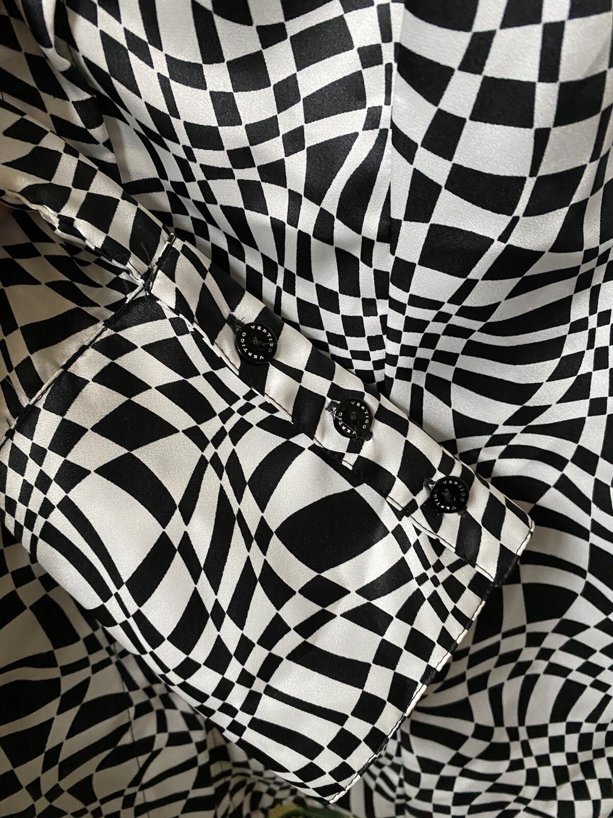 Vertigo Paris Button Down Black White Geometric D… - image 5