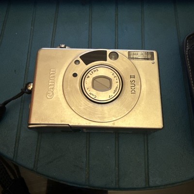 Canon IXUS II Kamera + Tasche Vintage umsetzbar
