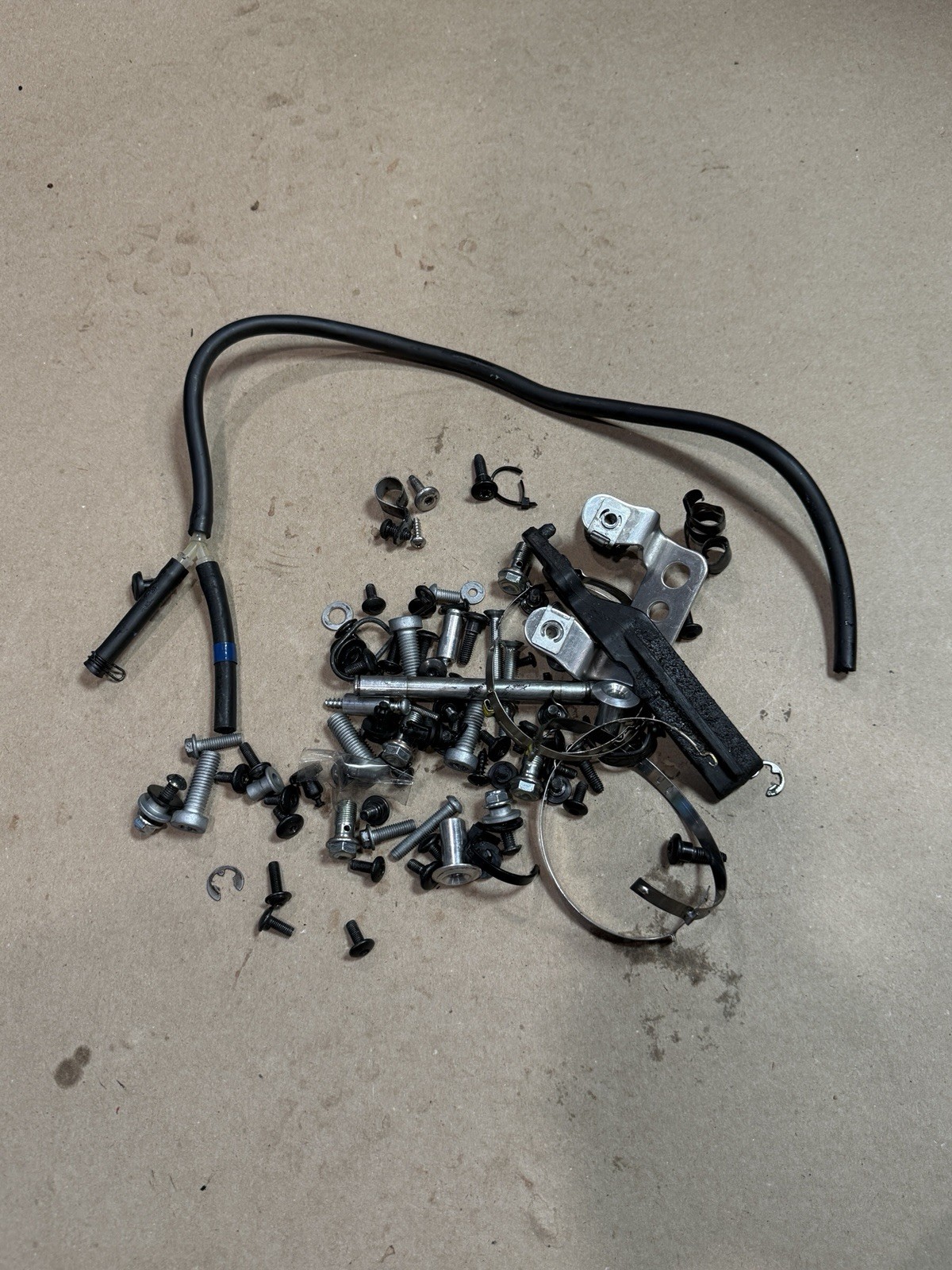 21-26 Aprilia RSV4 OEM Bolts Nuts Screws Mounting Hardware Fastener Set Kit