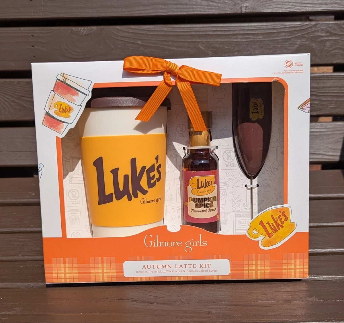 Gilmore Girls Fluffy Blanket, Pumpkin Spice Candle, Lukes Mug & Latte Kit NEW