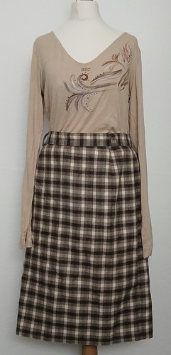 Brown plaid knee-length pencil skirt size 12