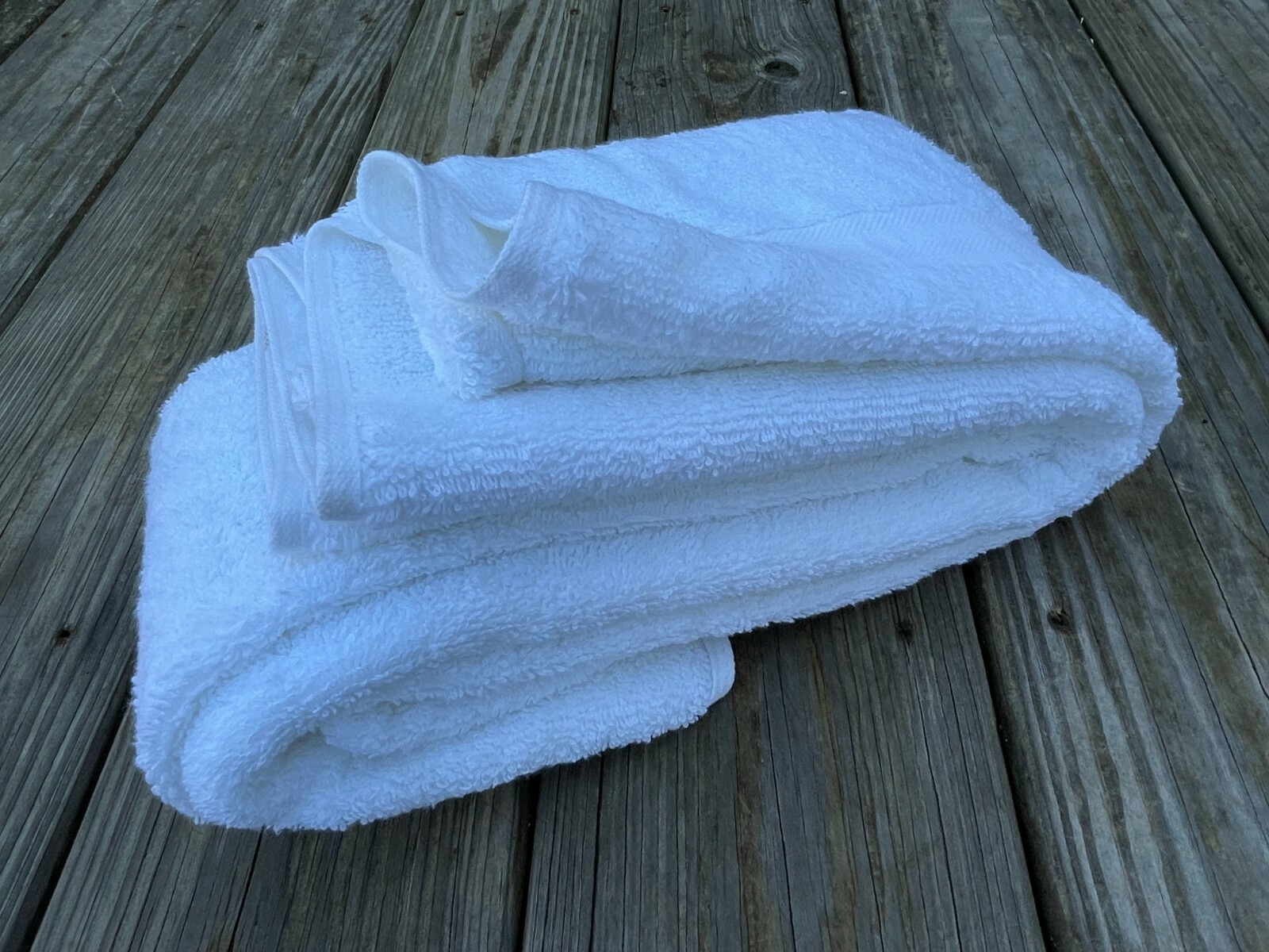 bath-towel-white-soft-luxury-high-quality-cotton-towel-new-size-28-x-56