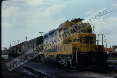 Orig. Slide Atchison Topeka & Santa Fe ATSF 2071 EMD GP7u Houston TEX 9 ...
