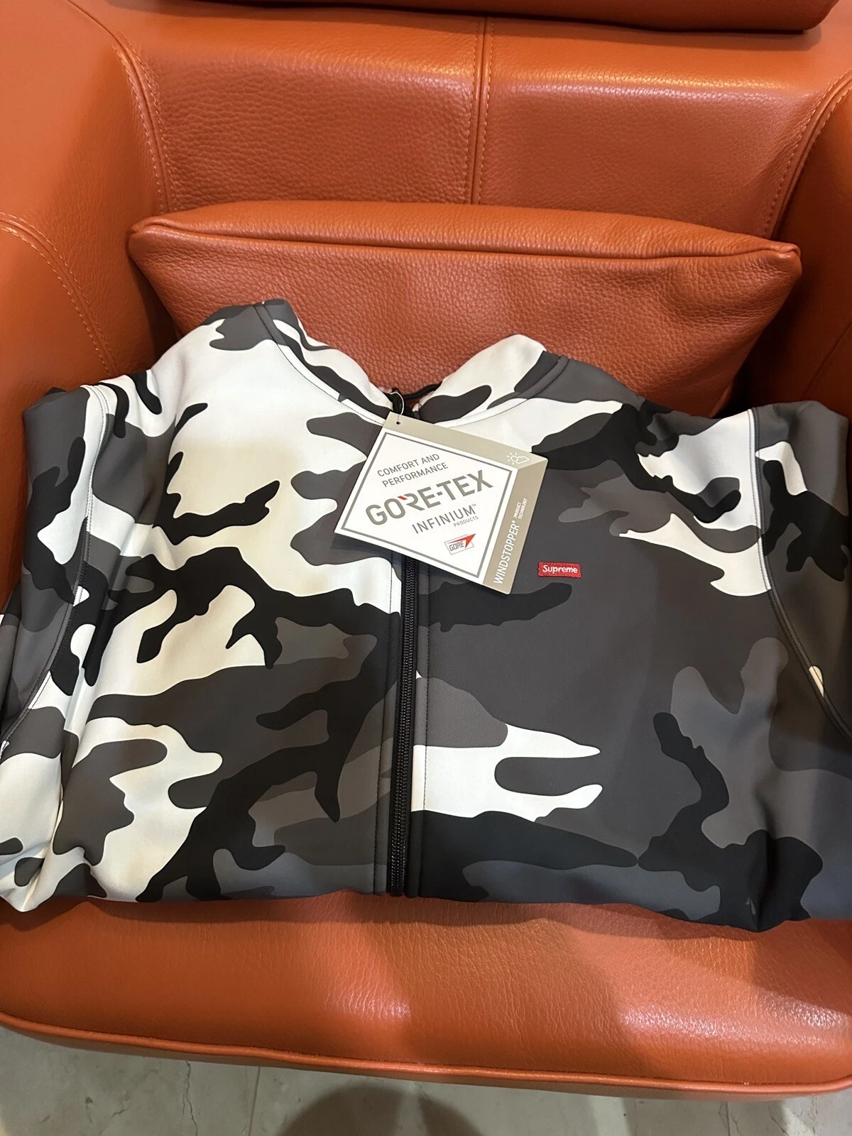 Sweat shirt à capuche zippé Supreme Windstopper flambant neuf camouflage neige FW20 grand L