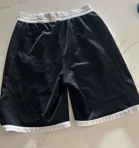 Nike Elite Black & White Big Kid Large Shorts - Picture 5 of 9