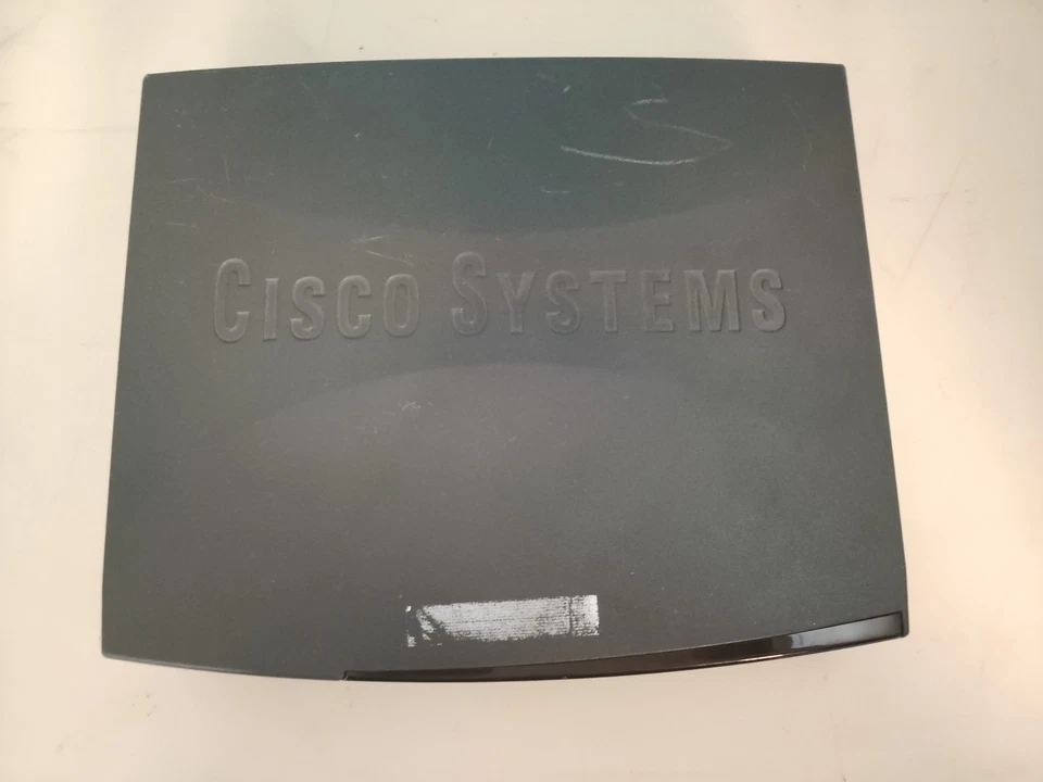 Cisco 800 Series ISDN Router – 4x LAN, VPN, PPP, CLI (R4 1123) - Bild 2 von 4
