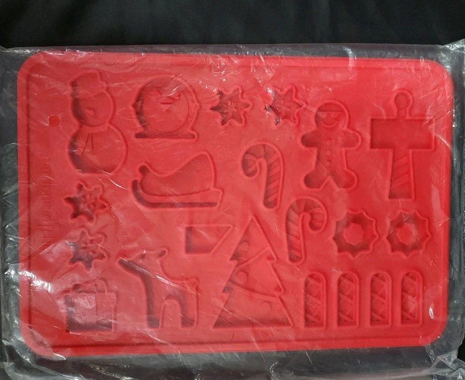 Pampered Chef Cookie House & Holiday Molds New Sealed lot of 3 - Image 2 of 4