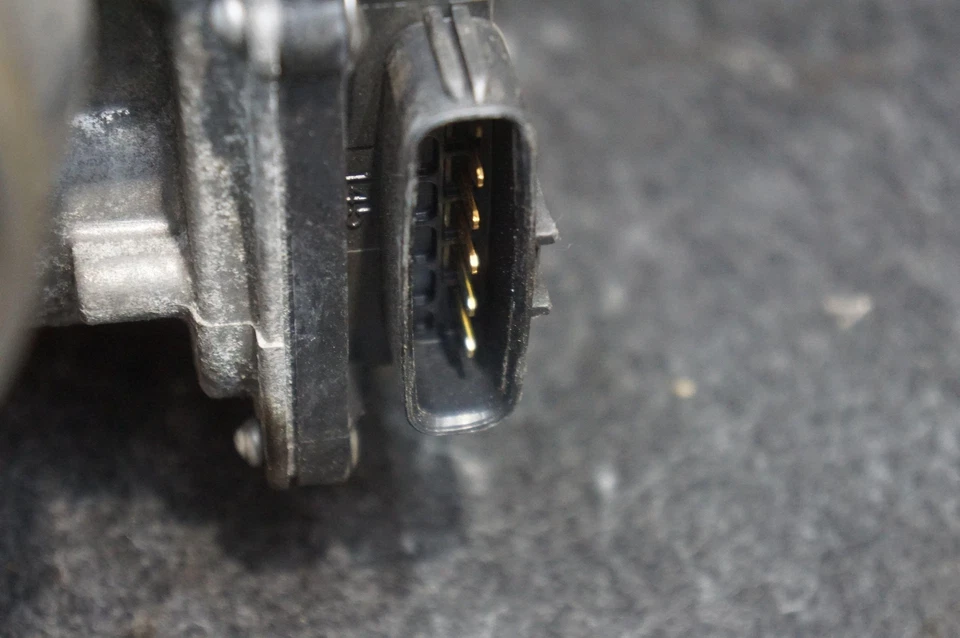 Colector de admisión de válvula del cuerpo del acelerador del motor 31293736 32257808 Volvo XC90 16-23 Foto 3 de 4