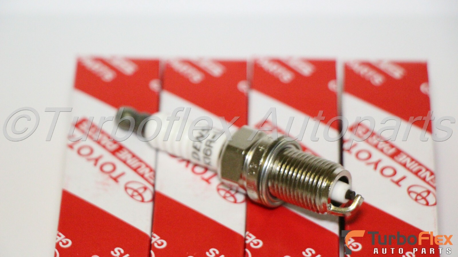 Toyota 20012004 4Cyl 2.4L 2.7L Spark Plug Conjunto De 4 90919