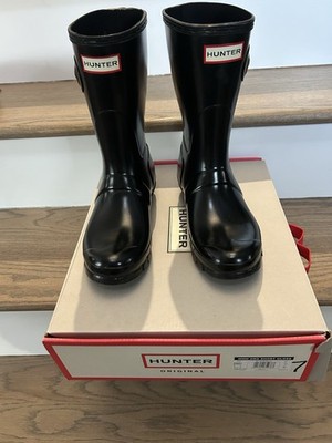 Hunter Original Short Gloss Rain Boots Women UK5/ US 7/ EU 38 - Black  or Socks
