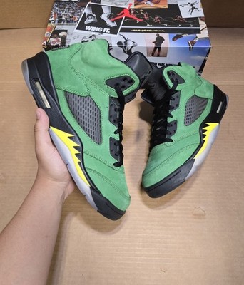 Size 10 - Jordan 5 Retro SE Oregon 2020