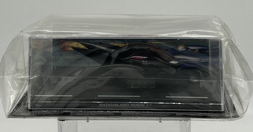 Eaglemoss DC Automobilia #15 • BATMAN AND ROBIN #1 BATMOBILE & COMIC - Picture 5 of 5