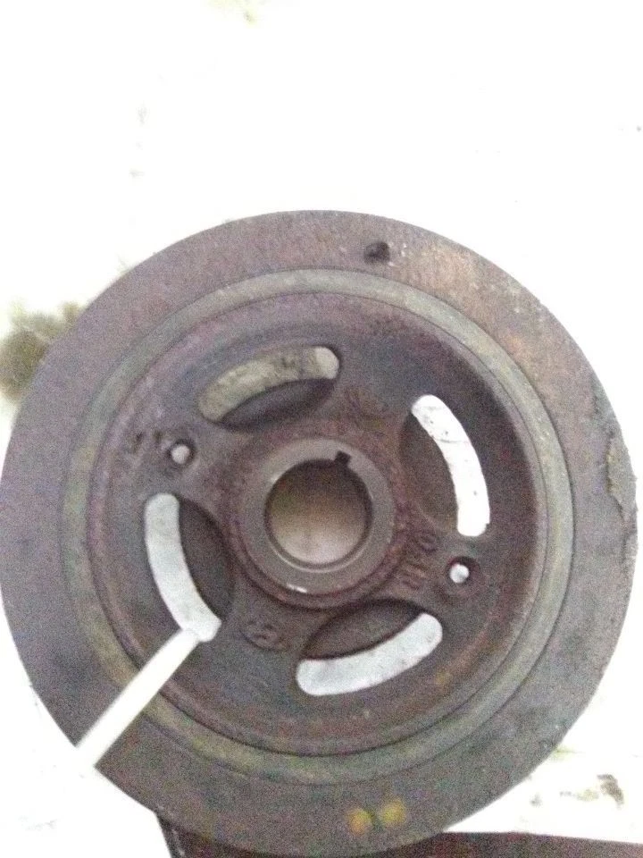 Kia Forte 2010 equilibrador armónico 2,4 litros  Foto 3 de 4