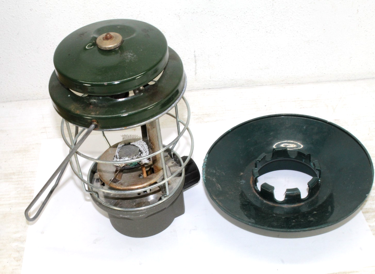COLEMAN Northstar 2500 Green Single Mantle Propane Lantern W/case