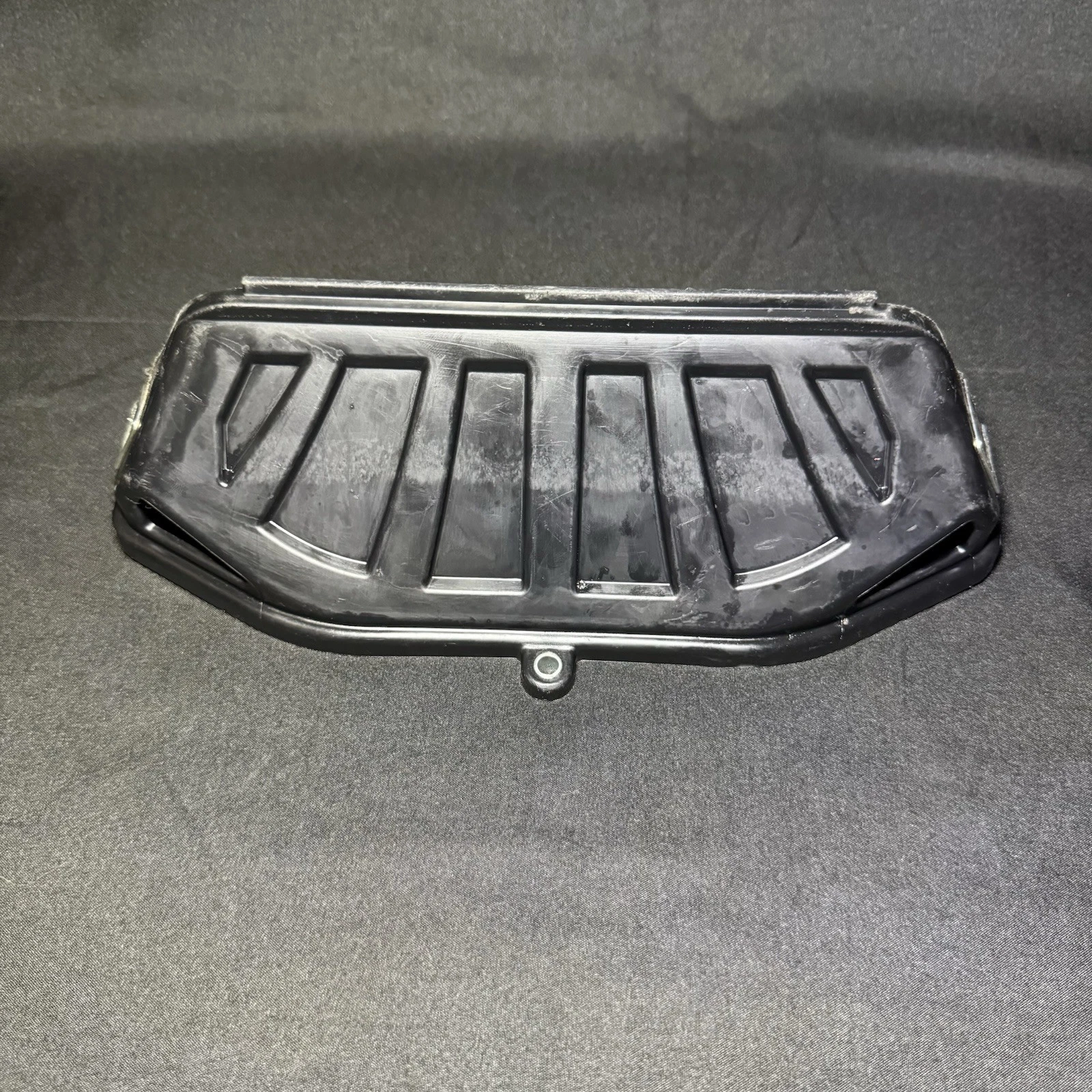 2014 - 2018 Yamaha YZ250F Air Box Cleaner Case Cap 1SL-14422-00-00 WR YZ 250F OE