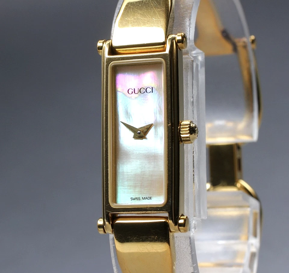 [Casi COMO NUEVO] Reloj para mujer vintage GUCCI 1500 13 mm carcasa blanca oro Qz de Japón Foto 3 de 4