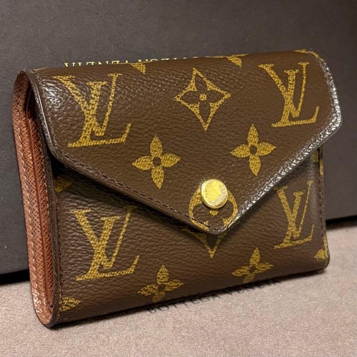Louis Vuitton Monogram Tri-Fold Wallet