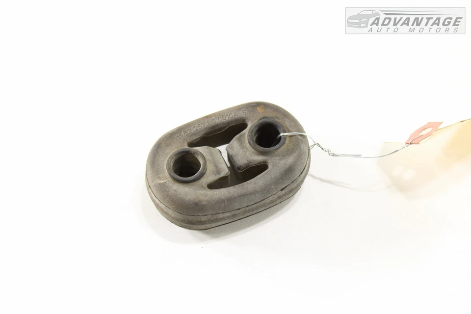 Dodge Dart 2013-2016 suspensión de escape trasera izquierda lado del conductor aislamiento goma OEM Foto 2 de 4